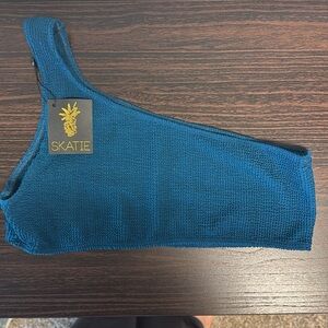 Skatie Ellis Top in Neptune